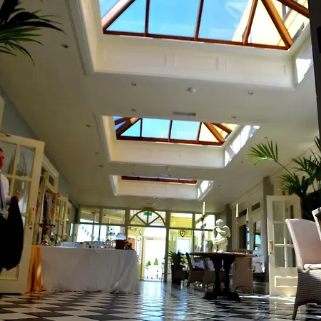 The Arms リストーウェル