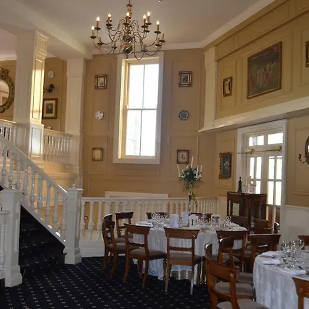 Hotel The Arms